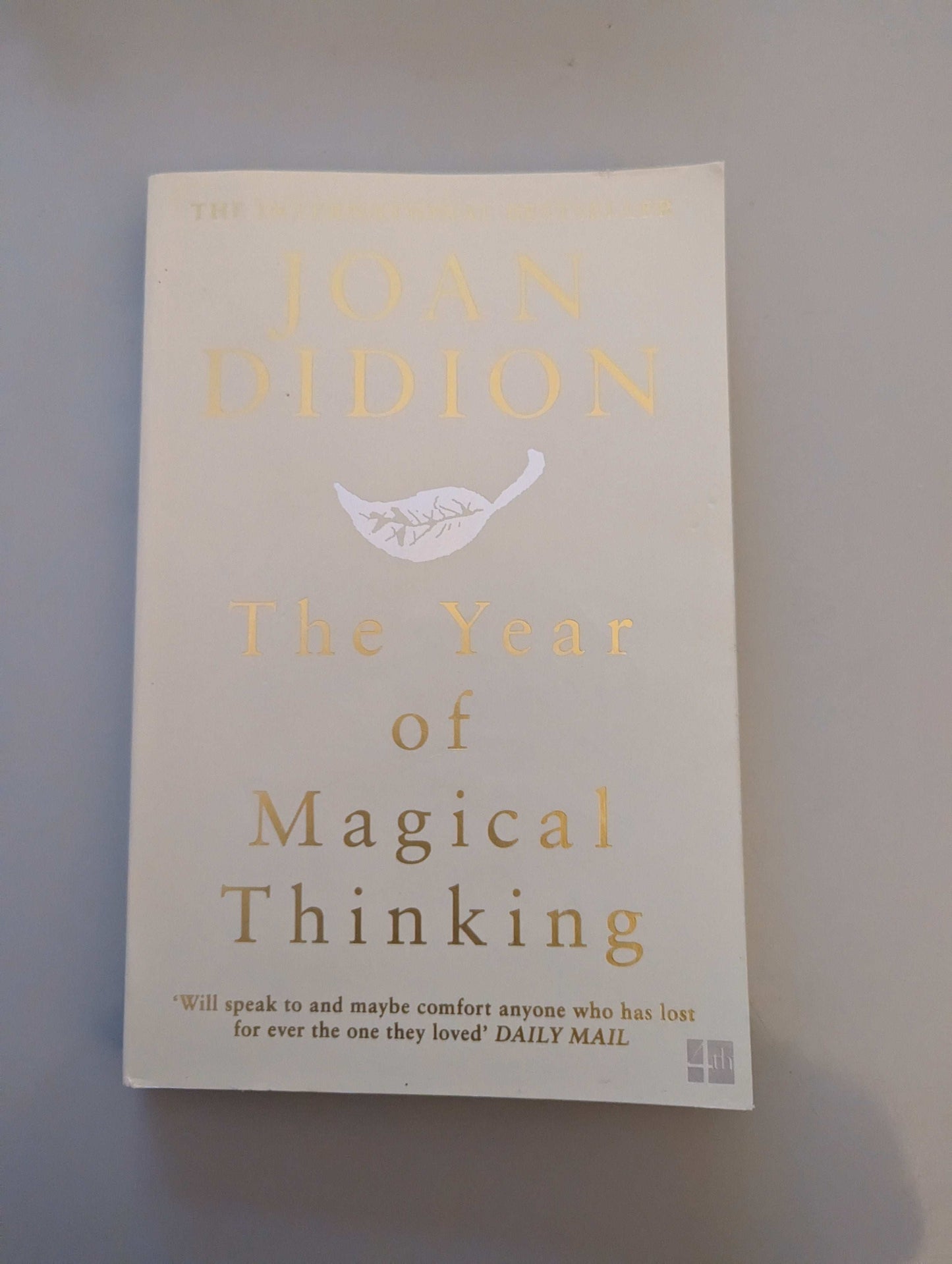 The Year of Magical Thinking (Paperback) by Joan Didion