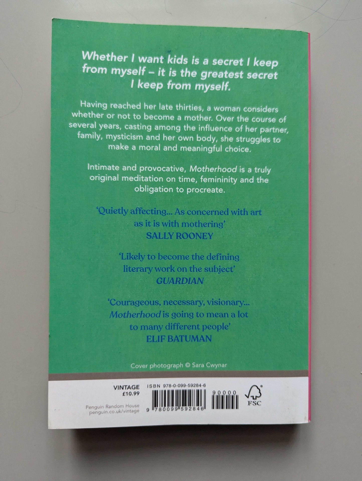 Motherhood (Paperback) by Sheila Heti