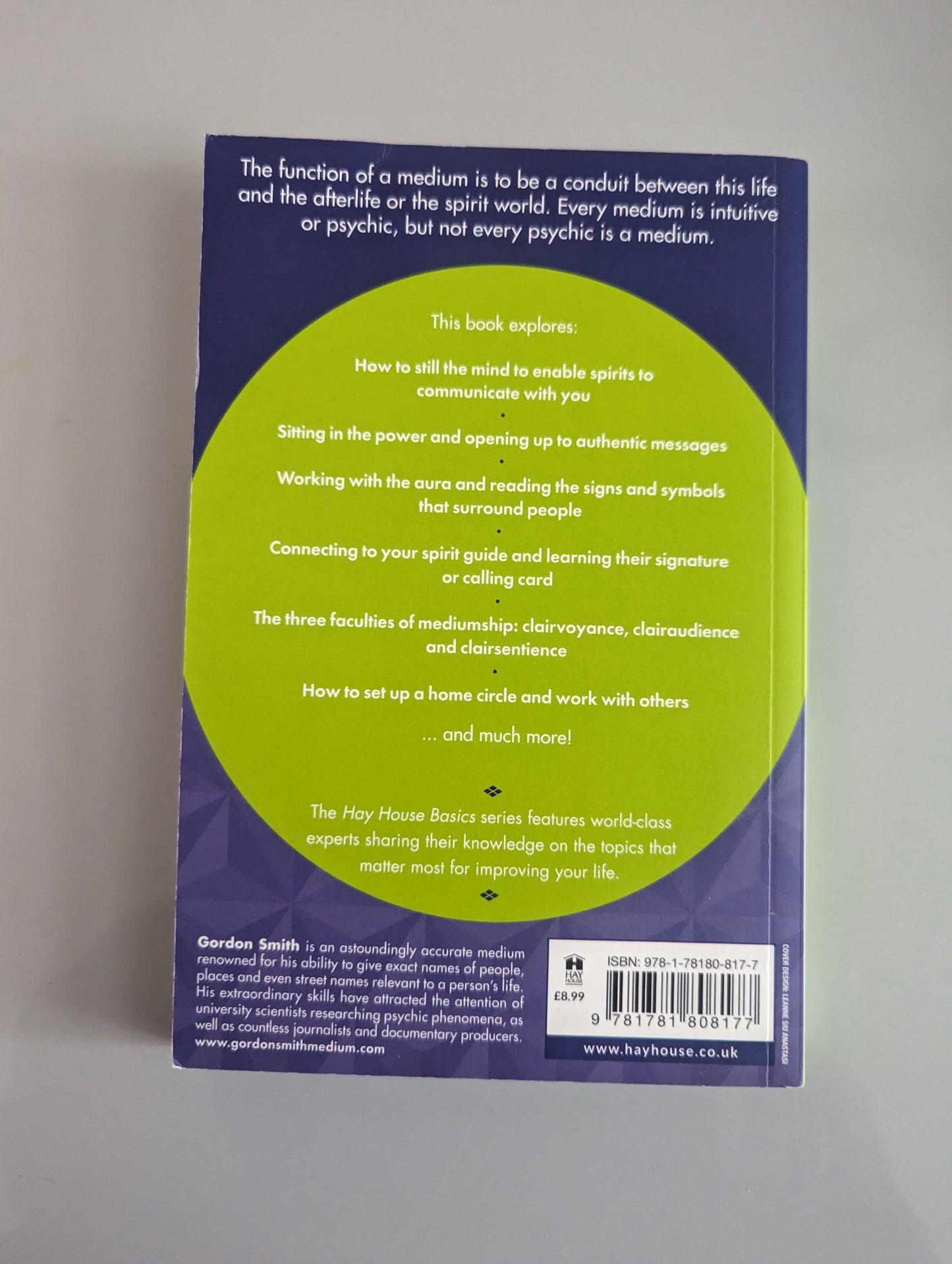 Mediumship: An Introductory Guide to Developing Spiritual Awareness and Intuition - Hay House Basics (Paperback) by Gordon Smith