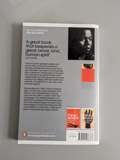 Things Fall Apart - Penguin Modern Classics (Paperback) by Chinua Achebe