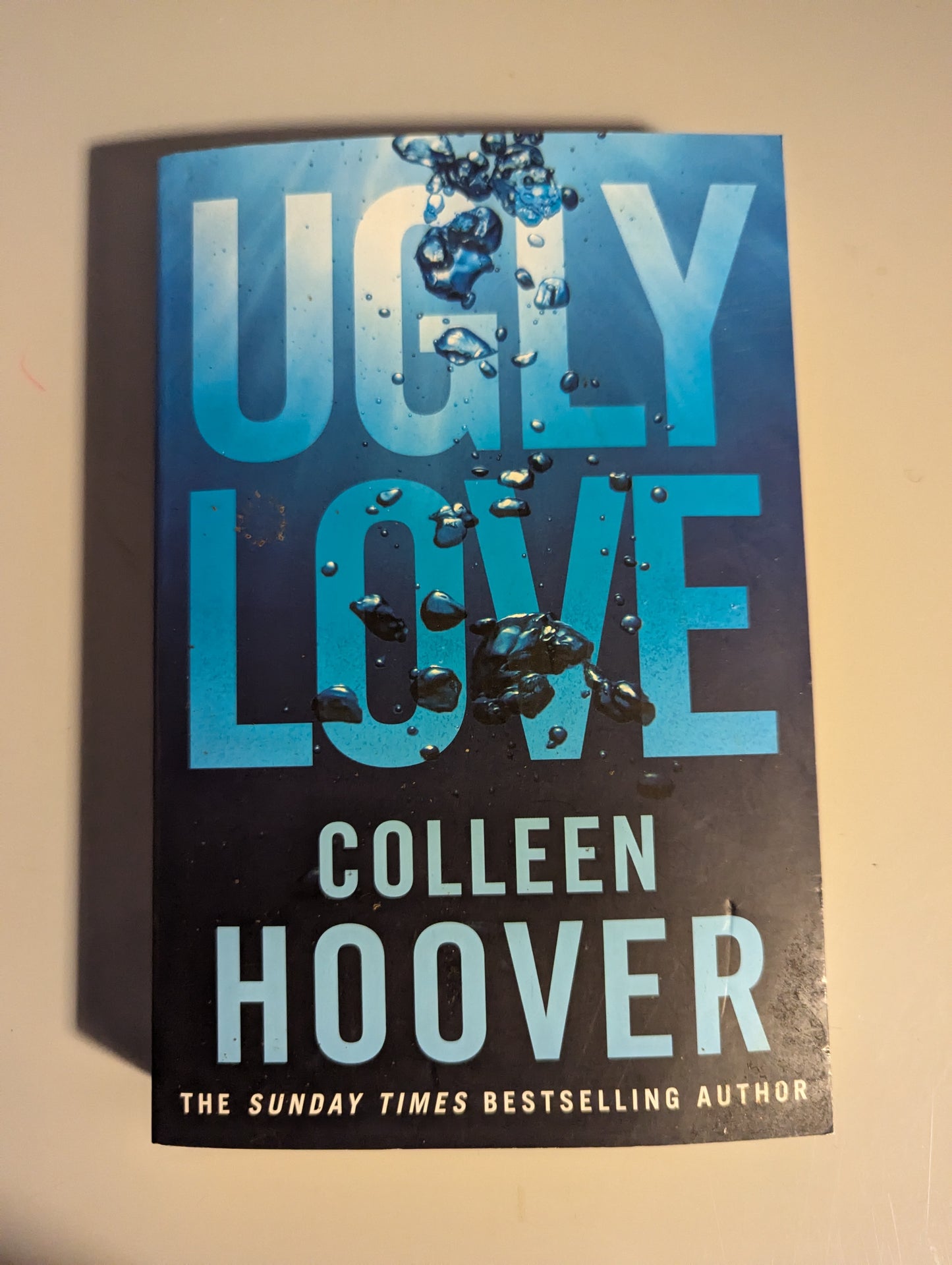 Ugly Love by Colleen Hoover, secondhand paperback romance novel, available at PrelovedLibrary.co.uk